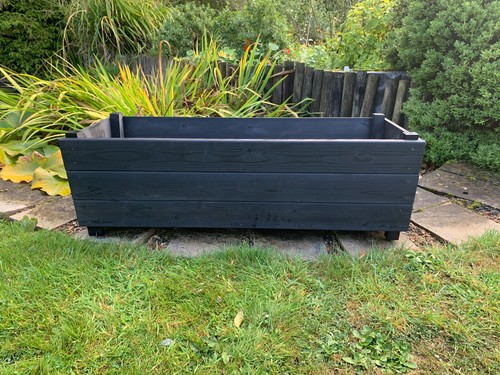 Black wooden planters - black, extra