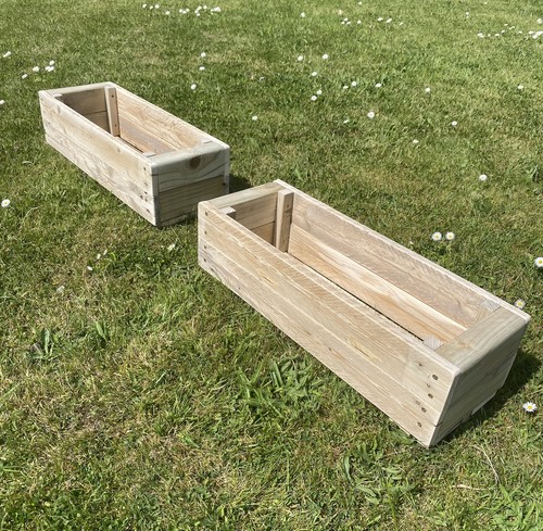 Wooden garden planter box - 2,